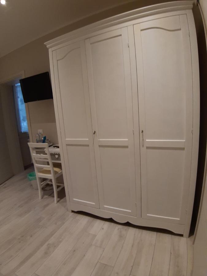 Reggiolacittainvisibile B&B Реджо Емилия Екстериор снимка
